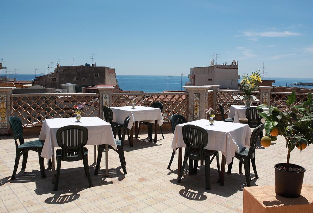 Villa Cristina Giardini-Naxos Exterior foto