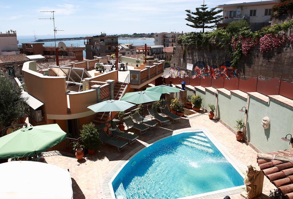 Villa Cristina Giardini-Naxos Exterior foto