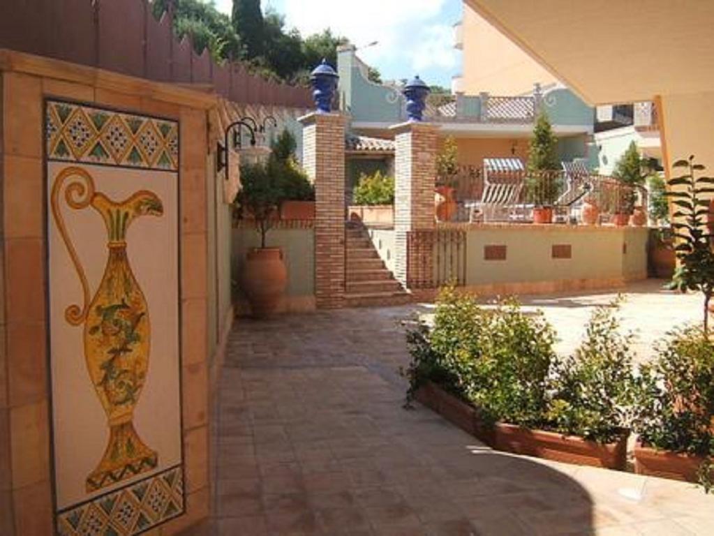 Villa Cristina Giardini-Naxos Exterior foto