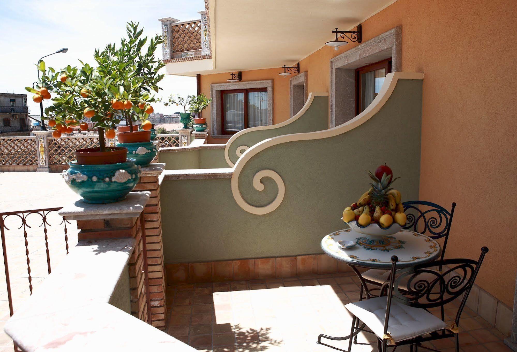Villa Cristina Giardini-Naxos Exterior foto